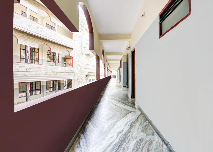 Kerala Guruvayur Public Areas