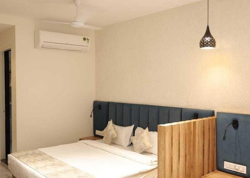 Madhya Pradesh Ujjain Family Room