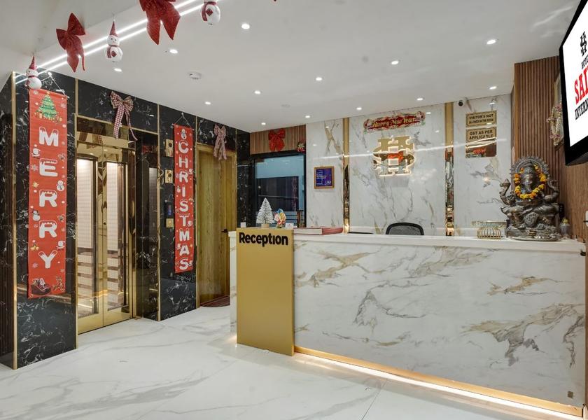 Delhi Delhi Public Areas