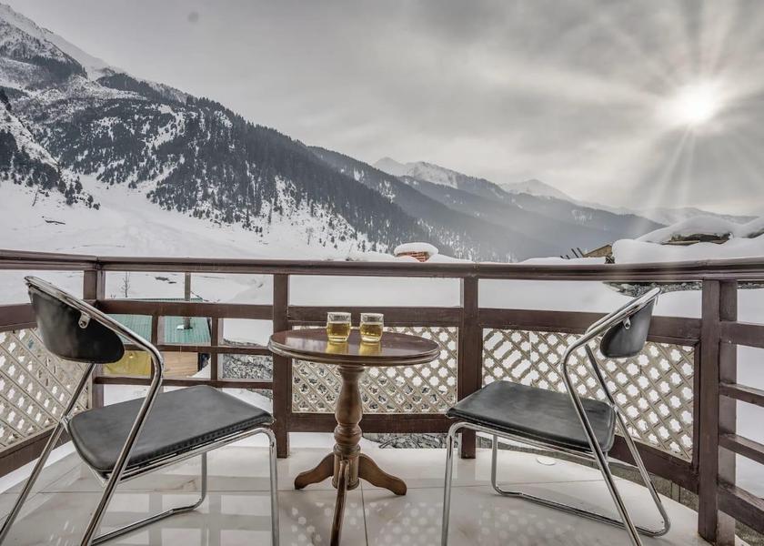 Jammu and Kashmir Sonamarg Premium Deluxe Room