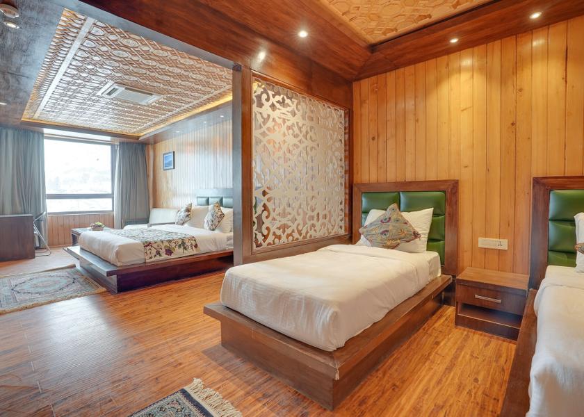 Jammu and Kashmir Sonamarg Premium Room
