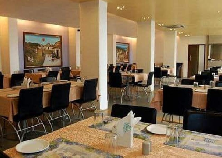 Gujarat Bhuj Food & Dining
