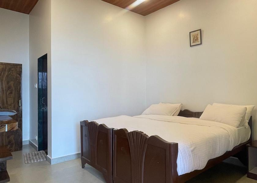 Maharashtra Matheran Deluxe Room
