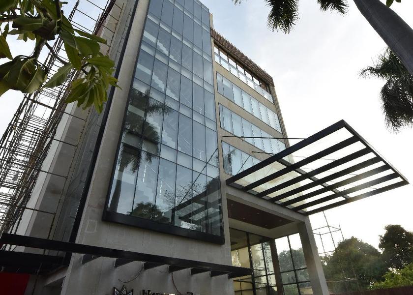 Uttar Pradesh Prayagraj Hotel Exterior