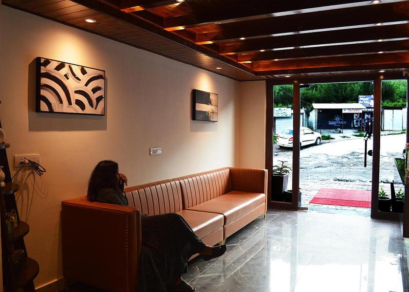 Himachal Pradesh Manali Lobby