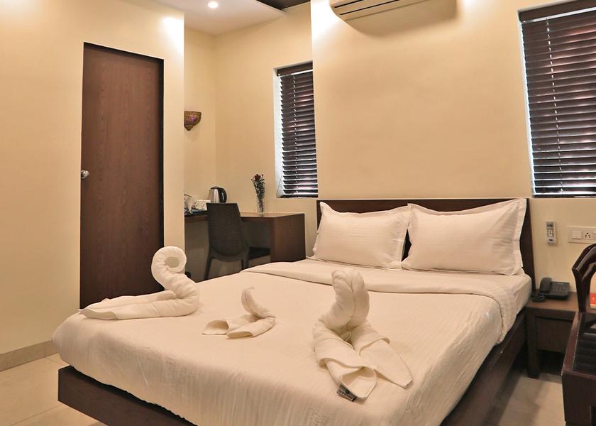 West Bengal Kolkata Deluxe Room