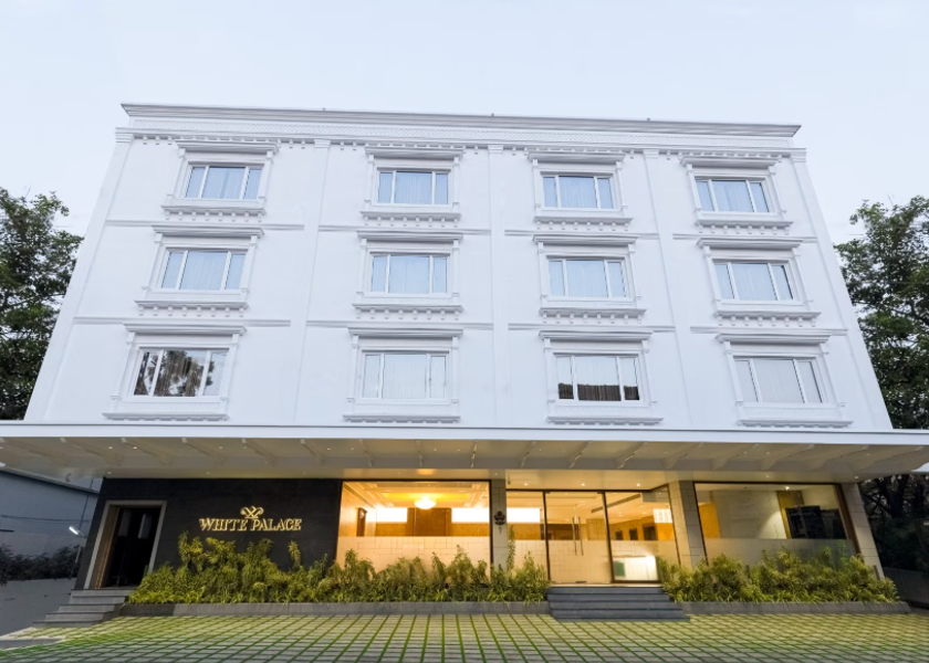 Kerala Thrissur Hotel Exterior