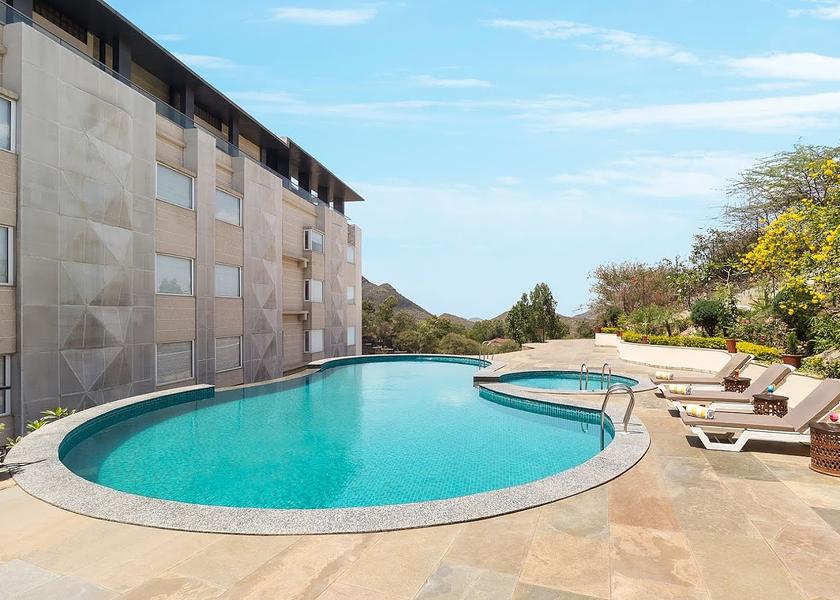 Rajasthan Udaipur Swimming Pool