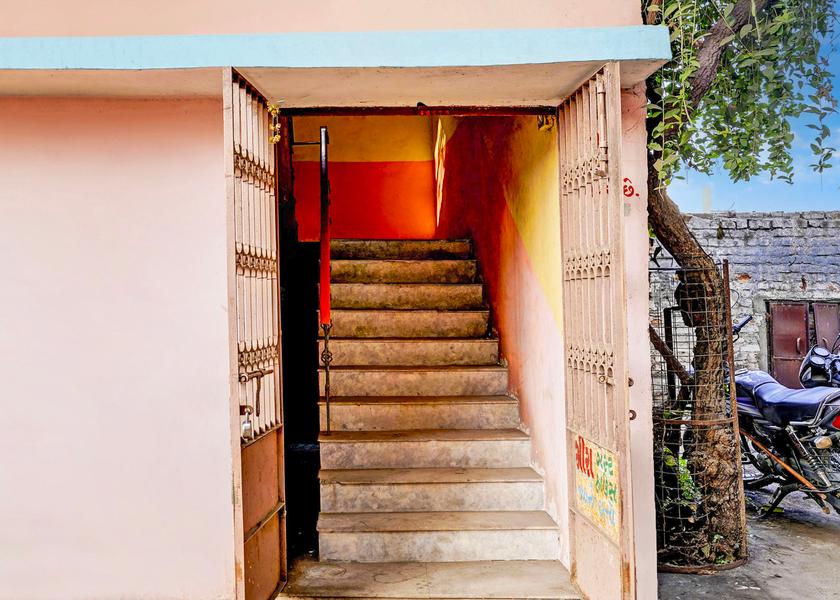 Gujarat Nadiad Entrance