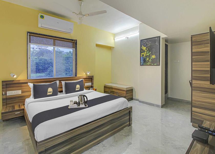 Maharashtra Pune Room