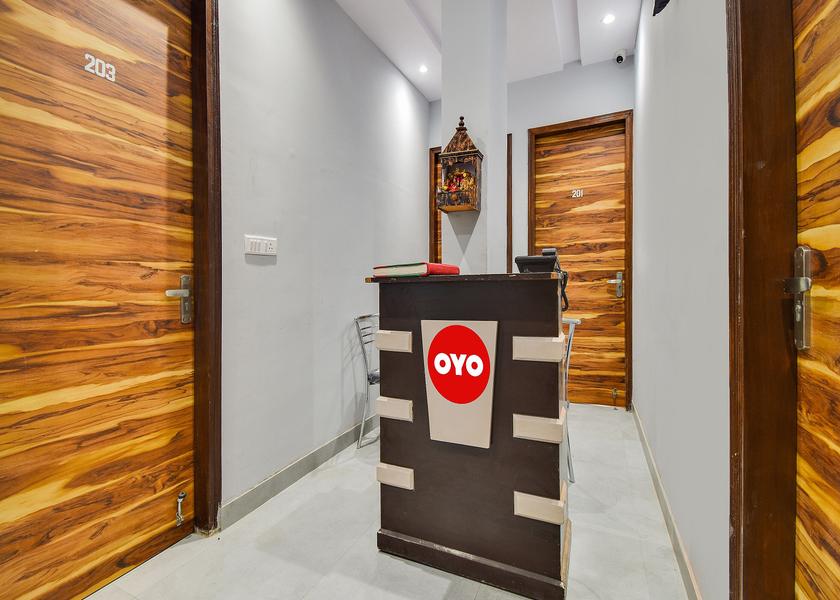 Delhi Delhi Reception