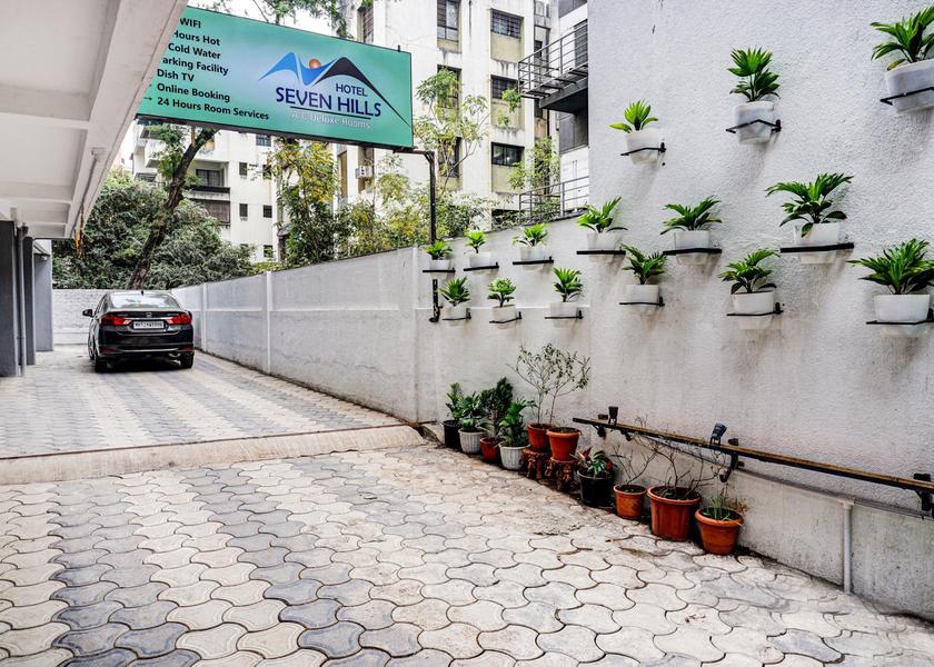 Maharashtra Pune Entrance