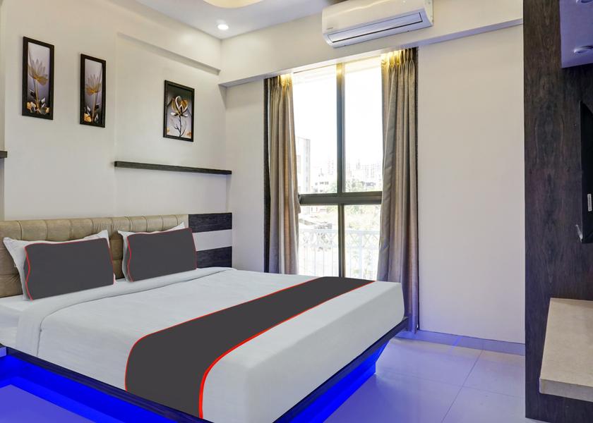Maharashtra Pune Room
