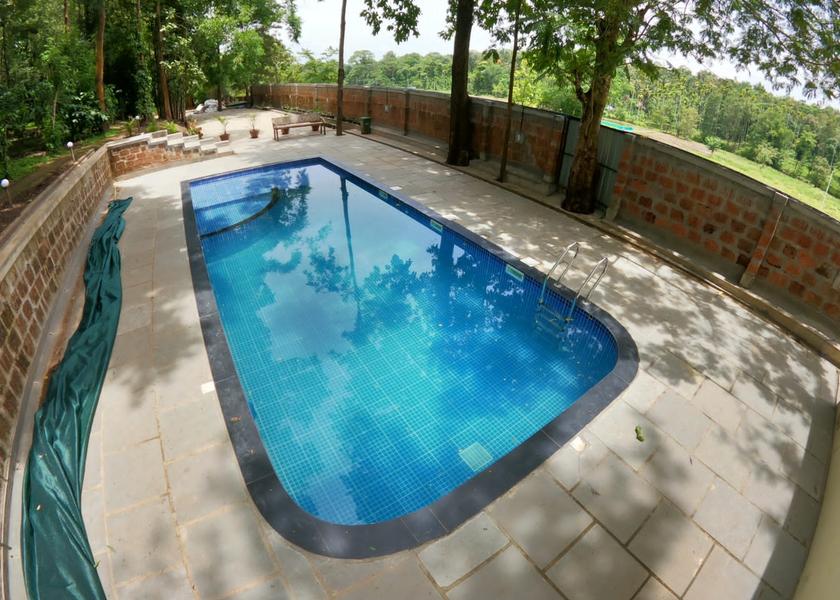 Kerala Wayanad Pool