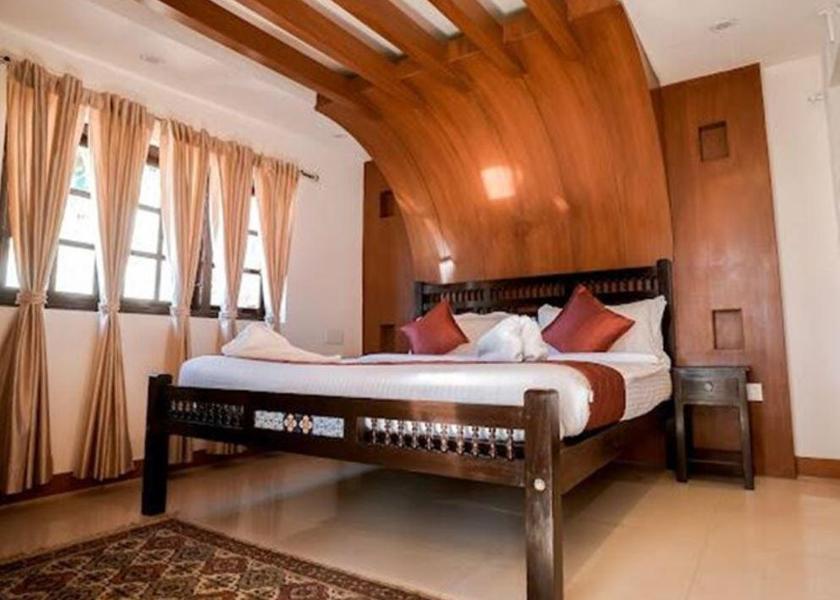 Tamil Nadu Ooty DELUXE LAKEVIEW SUITES