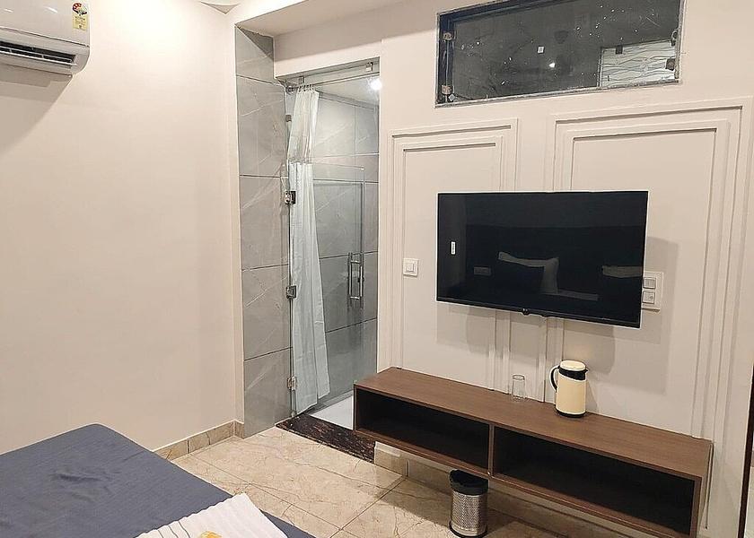 Uttarakhand Haridwar Deluxe Room