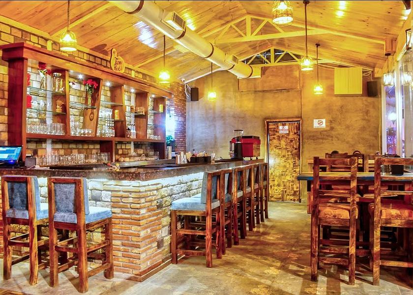 Uttarakhand Dehradun Food & Dining