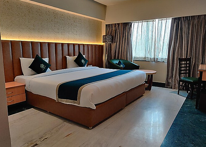 Uttar Pradesh Ghaziabad Deluxe room with Work Desk 