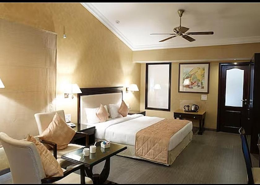 Goa Calangute Premium Room with Bathtub