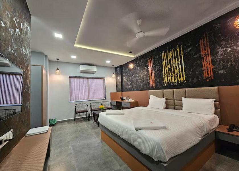 Maharashtra Kolhapur Deluxe AC Room 