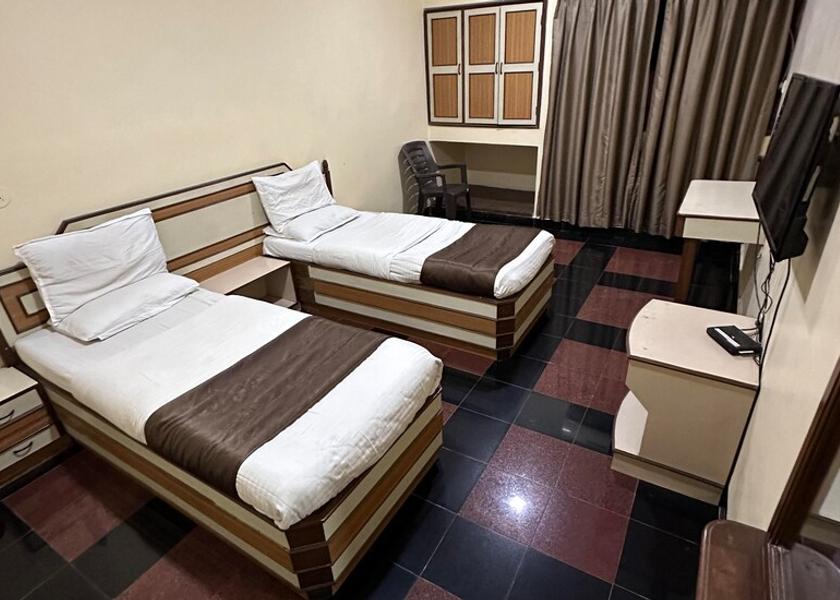 Gujarat Vapi A C Room