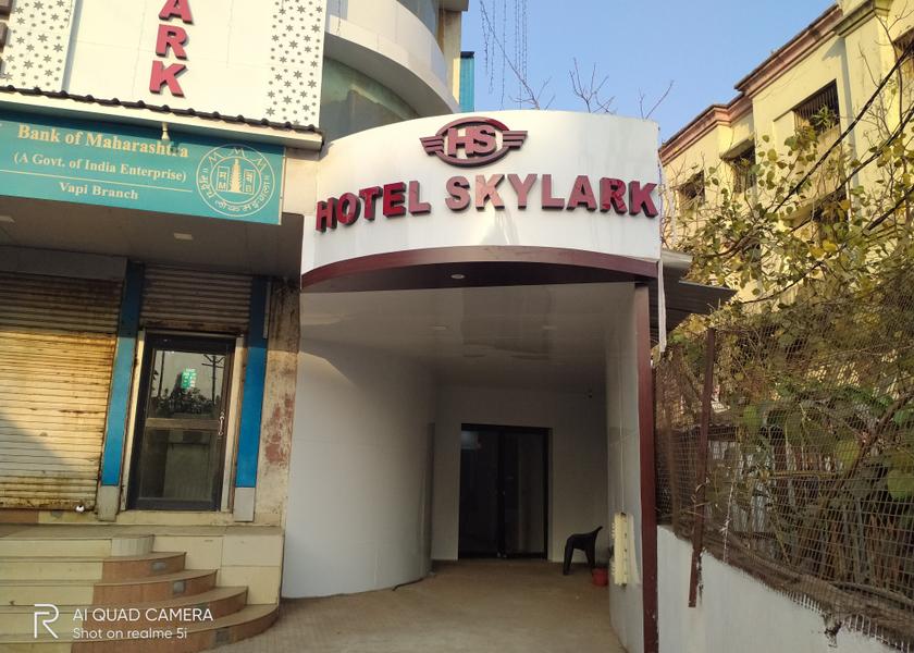 Gujarat Vapi Hotel Exterior