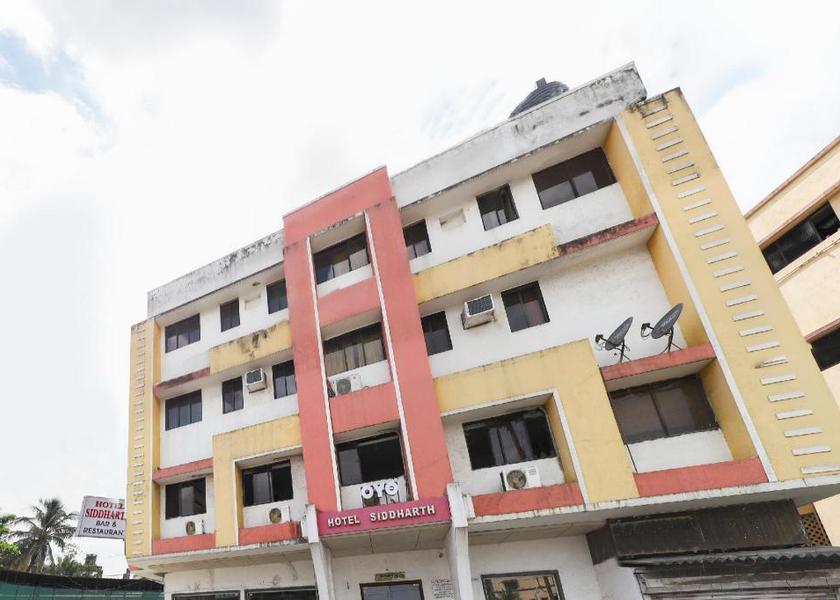 Gujarat Vapi Hotel Exterior