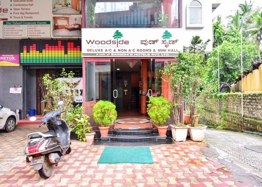 Karnataka Mangalore Hotel Exterior
