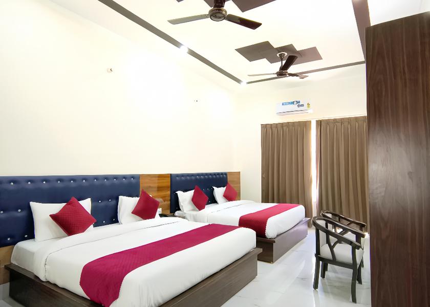 Uttarakhand Uttarkashi Family Luxury AC Room With Private Balcony And River View