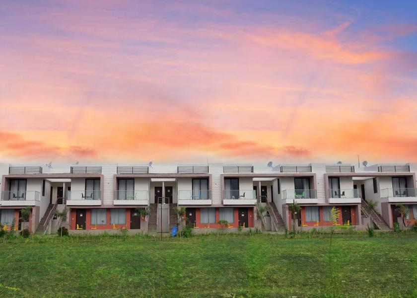 Gujarat Rajpipla Hotel Exterior