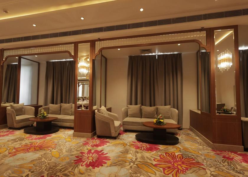 Uttar Pradesh Lucknow Public Areas