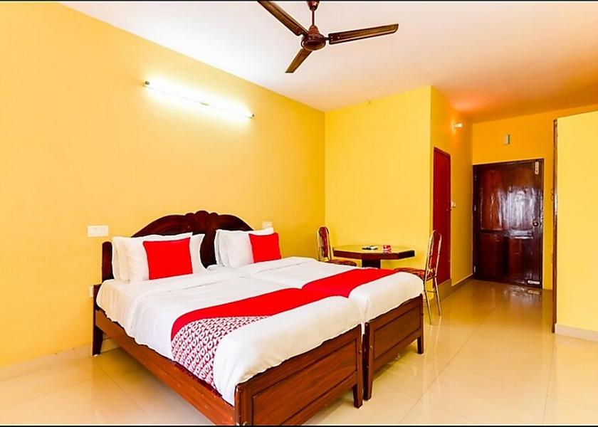 Kerala Thiruvananthapuram Standard Non-AC Double Room