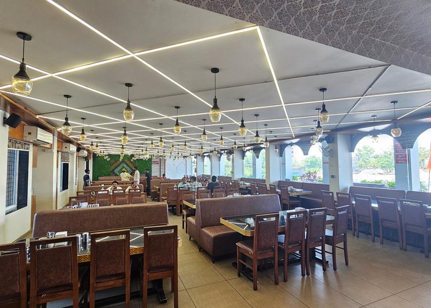 Gujarat Rajpipla Food & Dining