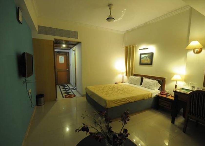 Maharashtra Nashik Deluxe AC