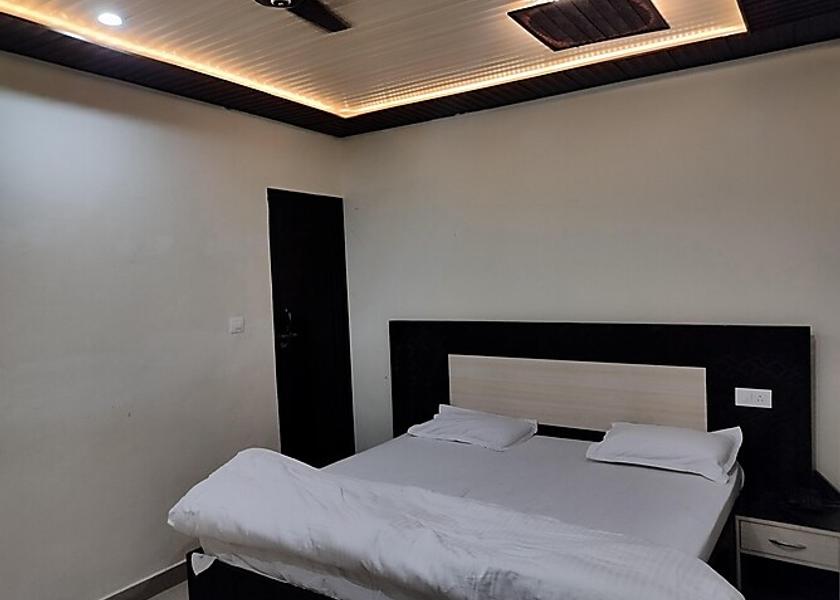 Uttar Pradesh Jhansi Deluxe Room