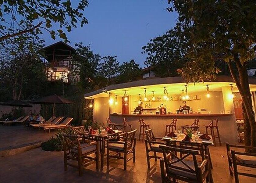 Maharashtra Pune Food & Dining