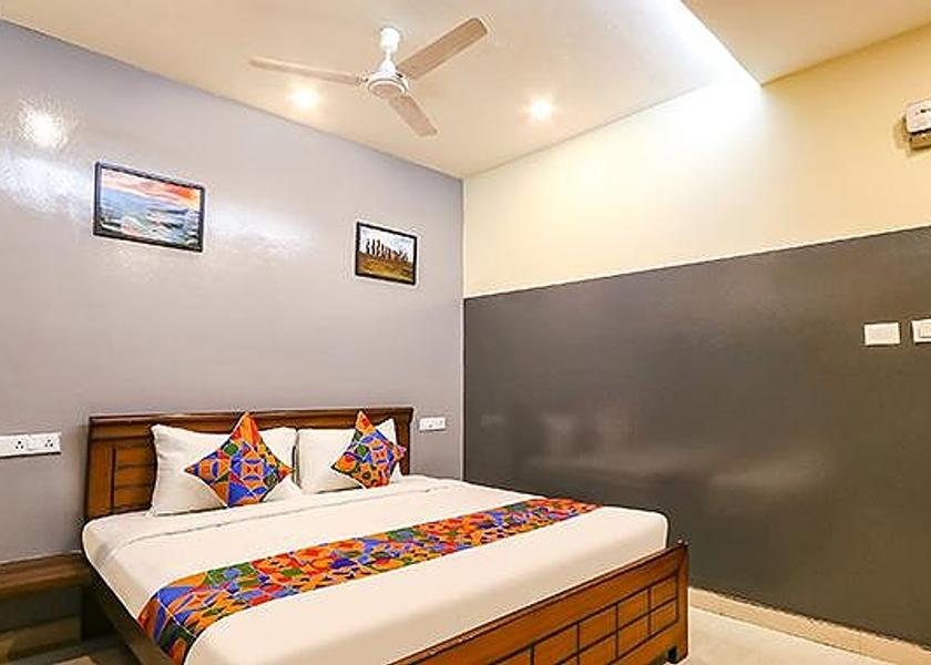 Telangana Hyderabad Deuxe Room 