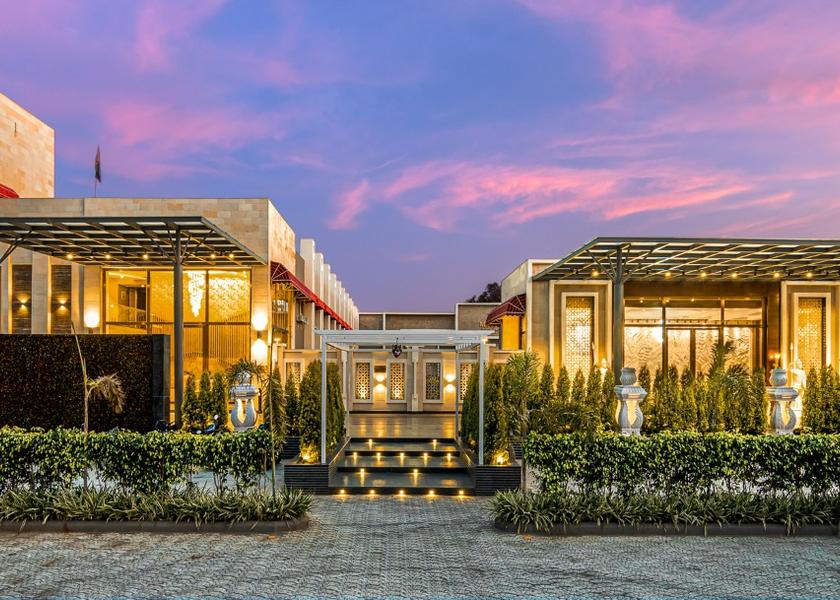 Uttar Pradesh Pilibhit Hotel Exterior