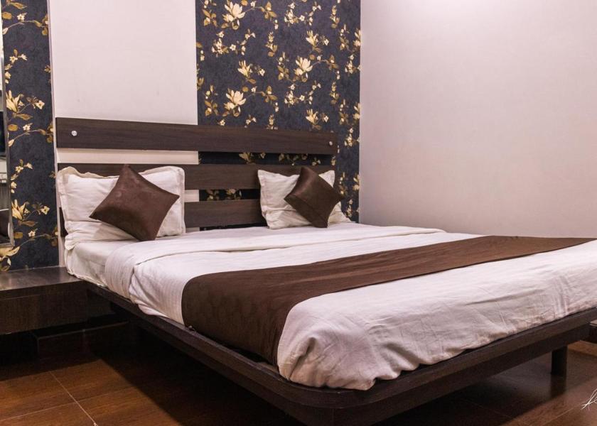 Maharashtra Aurangabad Deluxe AC Double Room