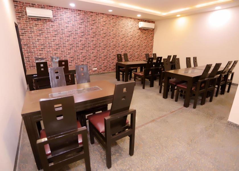 Uttar Pradesh Noida Food & Dining