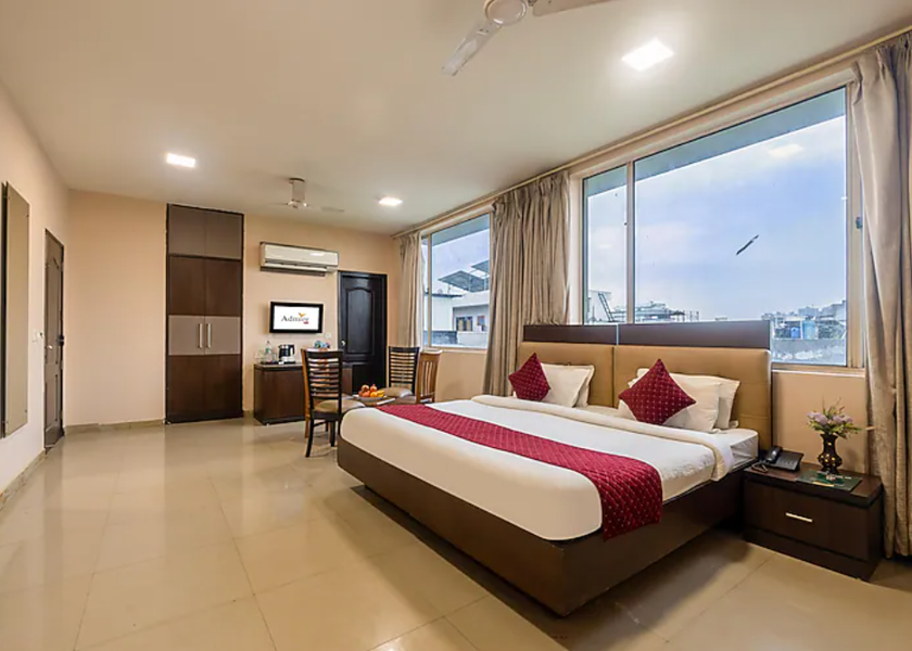 Uttar Pradesh Noida Super Deluxe Room With City View