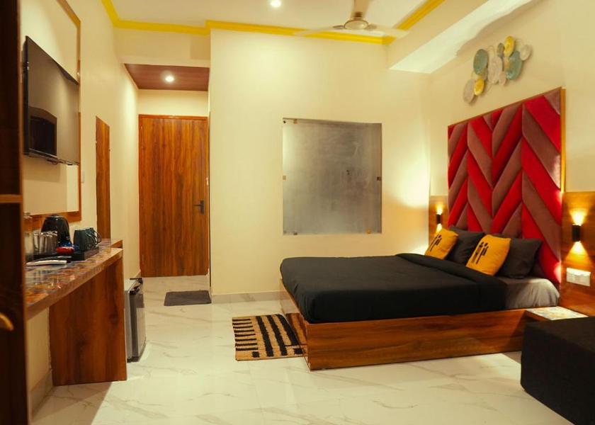 Uttarakhand Rishikesh Public Areas
