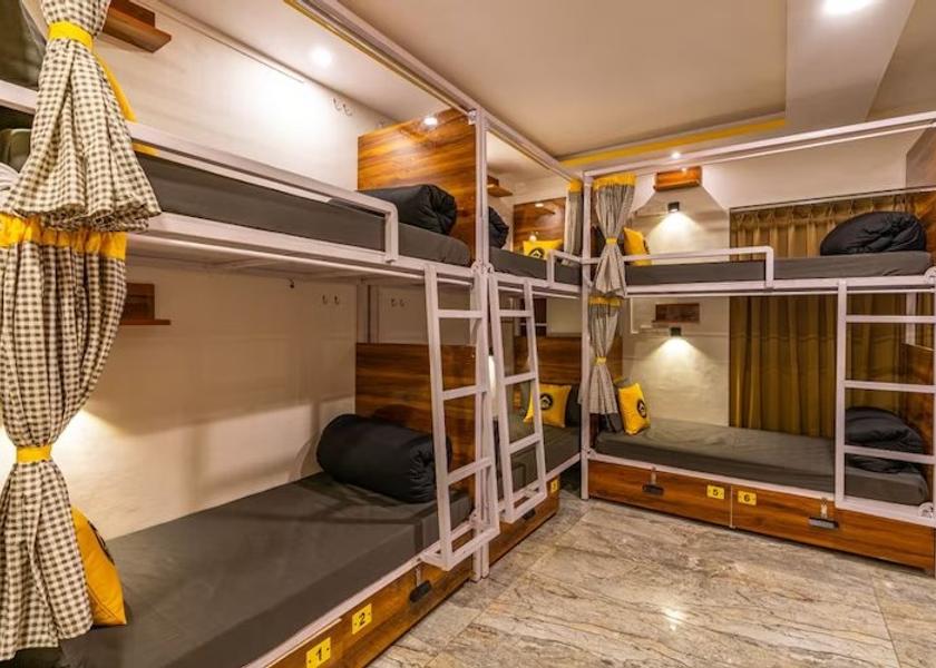 Uttarakhand Rishikesh Bed in 10 Bed Mixed Dormitory with Balcony