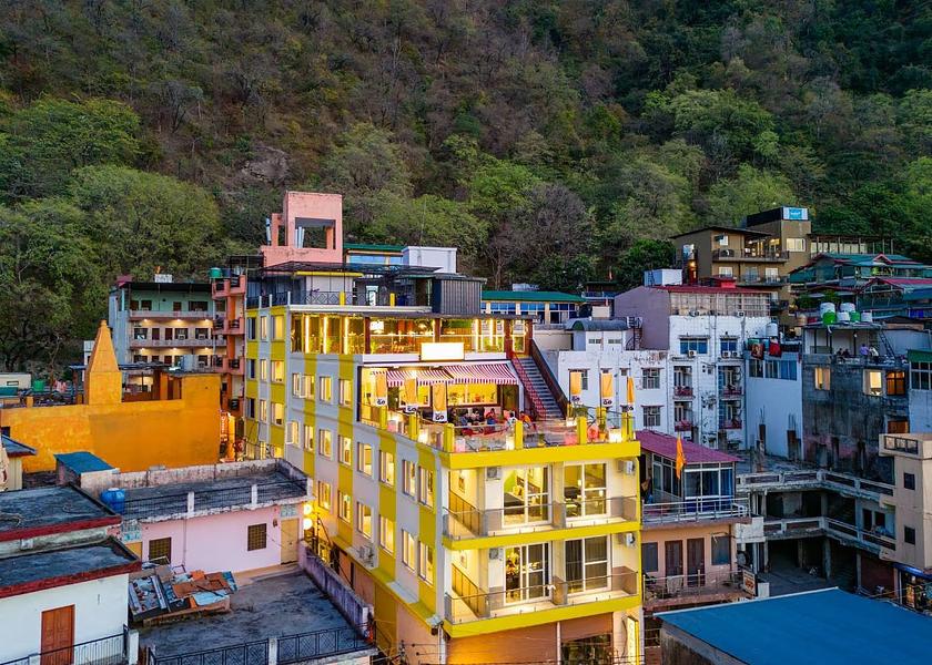 Uttarakhand Rishikesh Facade