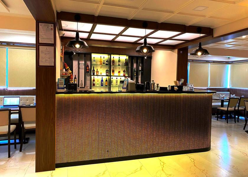 Maharashtra Pune Bar/lounge