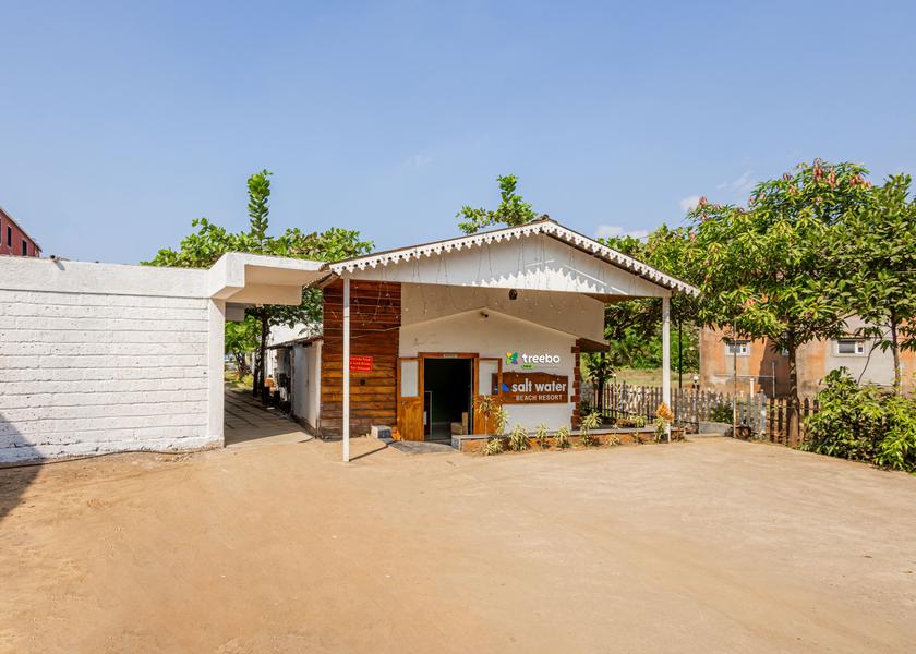 Maharashtra Dapoli Hotel Exterior