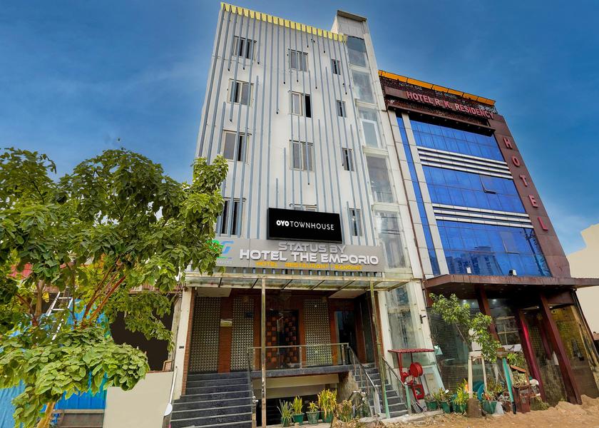 Uttar Pradesh Ghaziabad Facade