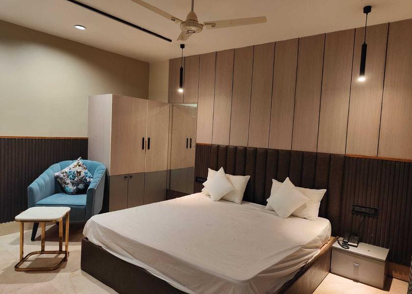 Haryana Hisar Room