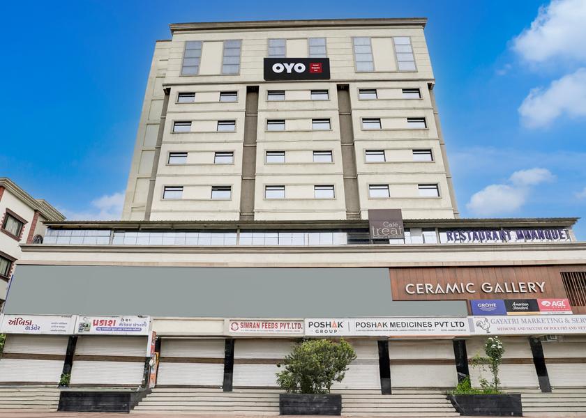 Gujarat Anand Facade