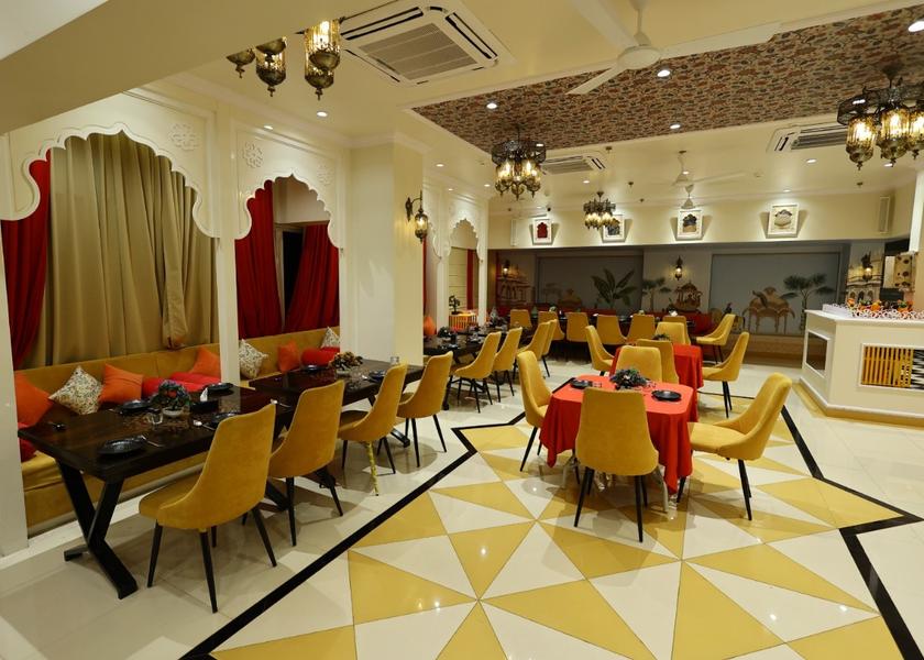 Maharashtra Akola Food & Dining